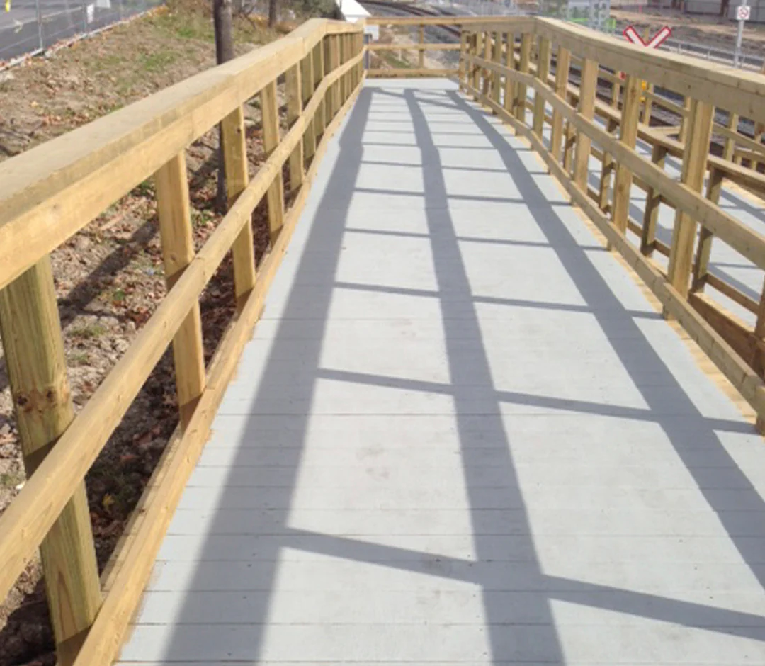 SUPER ACRYLIC Slip-Resistant Floor Coating with Integrated Grit (Water-Based) #97300